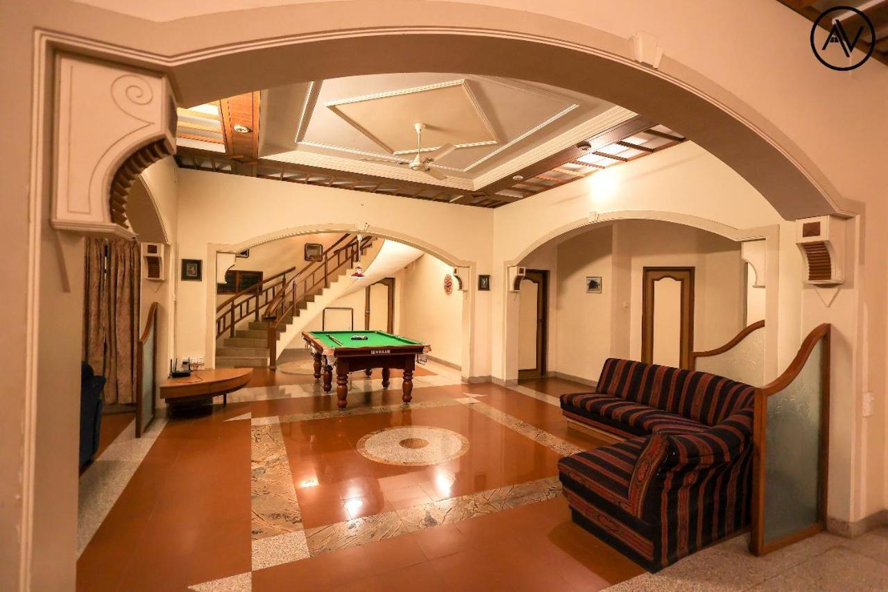 Arcus Villa - Swimming Pool/Ac/Luxurious Mahābaleshwar Kültér fotó