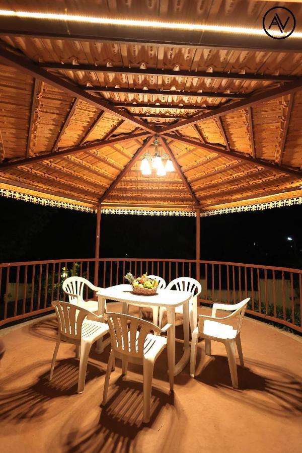 Arcus Villa - Swimming Pool/Ac/Luxurious Mahābaleshwar Kültér fotó
